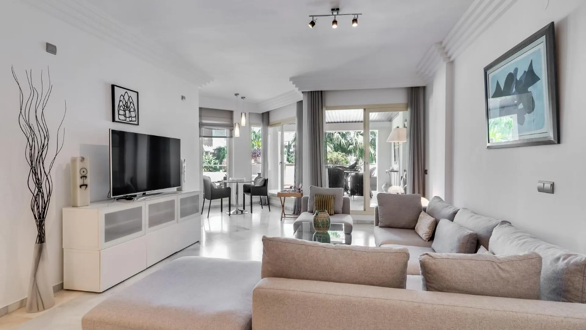 Molo Residences Boutique Apartments & Spa Marbella Hotel apartamentowy