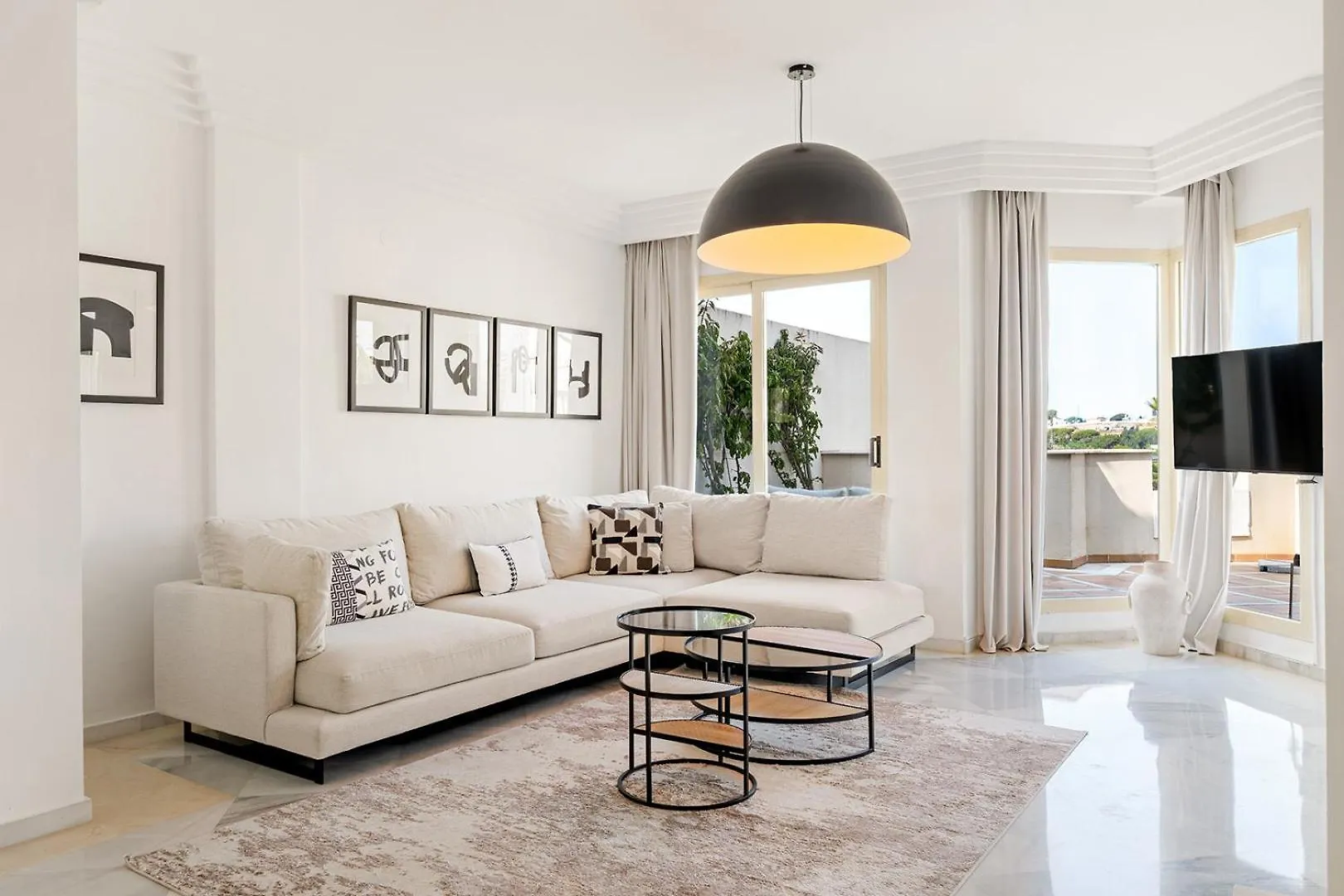 Hotel apartamentowy Molo Residences Boutique Apartments & Spa Marbella Hiszpania